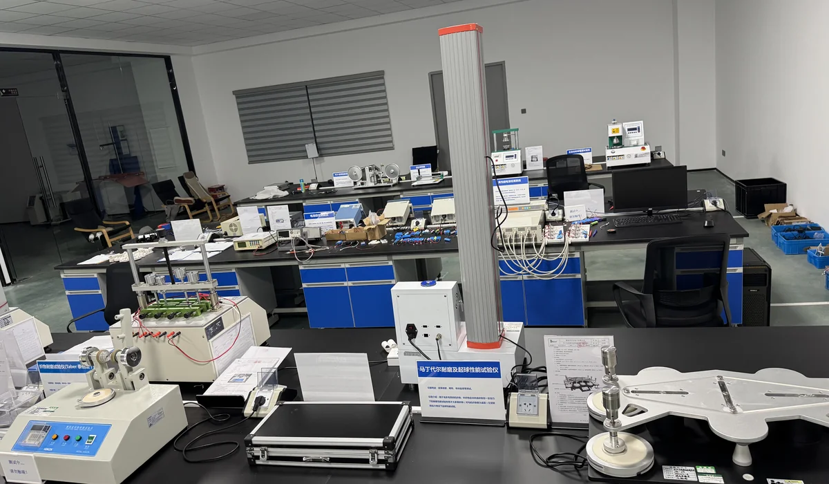 Aparatos de masaje de gran formato o compactos: qué evidencia pedir a cada línea