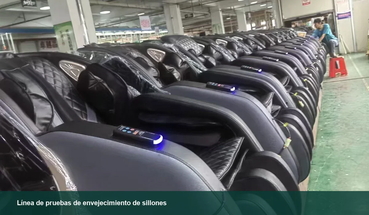 Sillones de masaje comerciales alineados para comprobación de producción